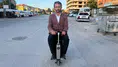 Trafikte seyir halindeki valiz ilgi odağı oldu