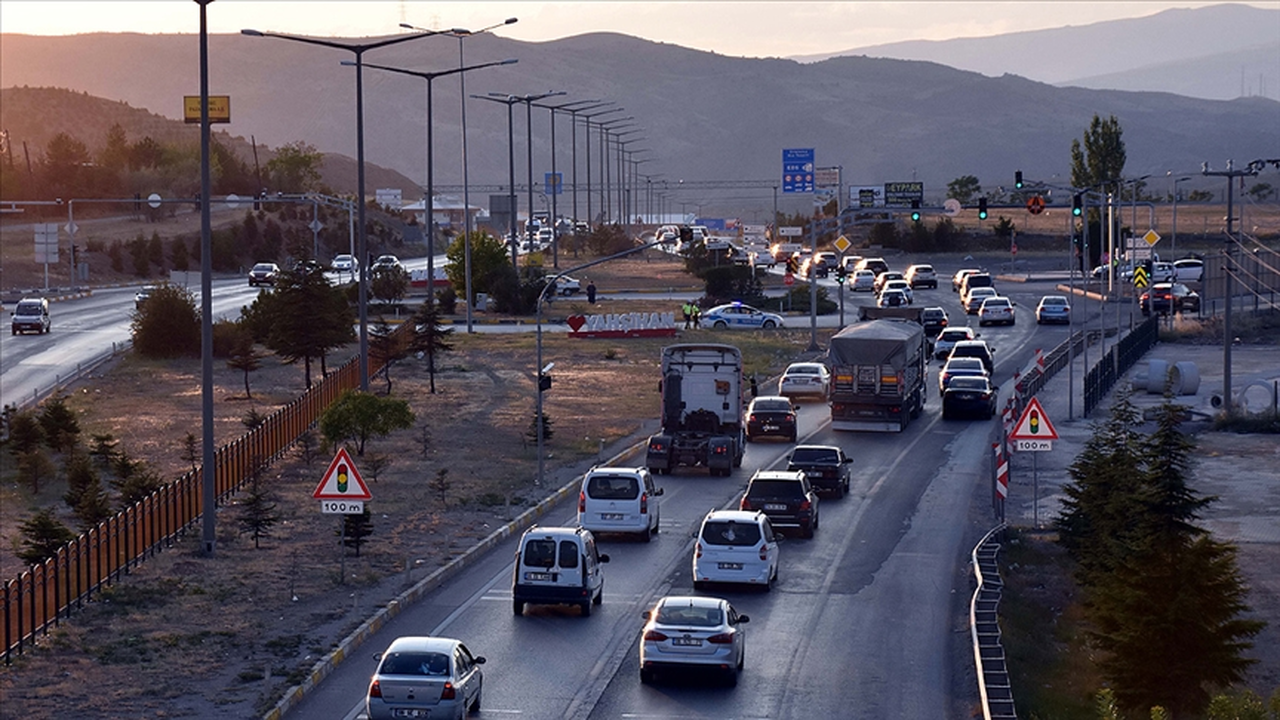 43 ilin geçiş güzergahından 800 bin araç geçiş yaptı