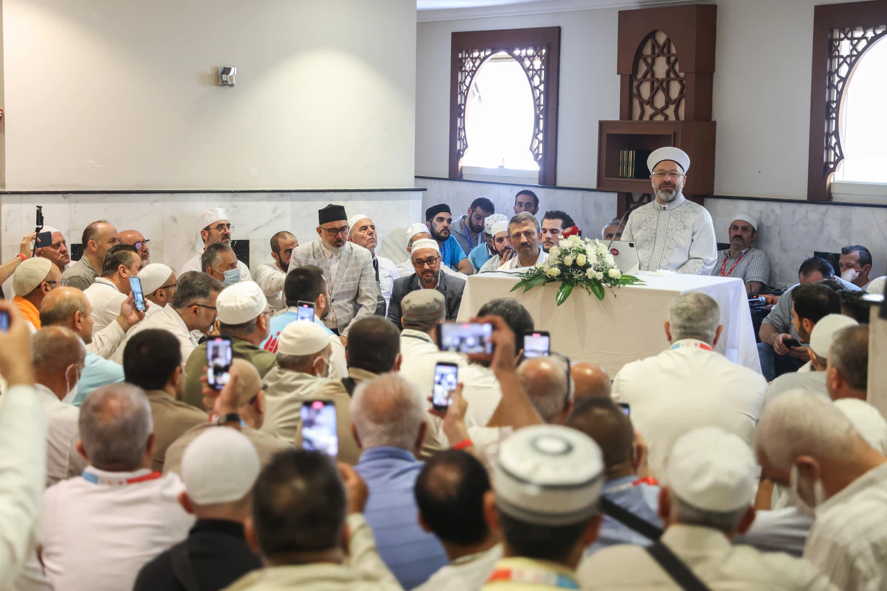 "Hac müminler için arınma ve bağışlanma yeridir”