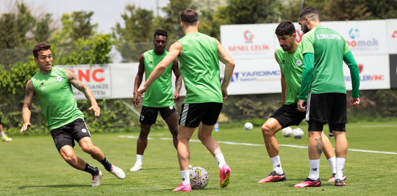 Konyaspor’un anlaşmaya vardığı oyuncudan dikkat çeken paylaşım!