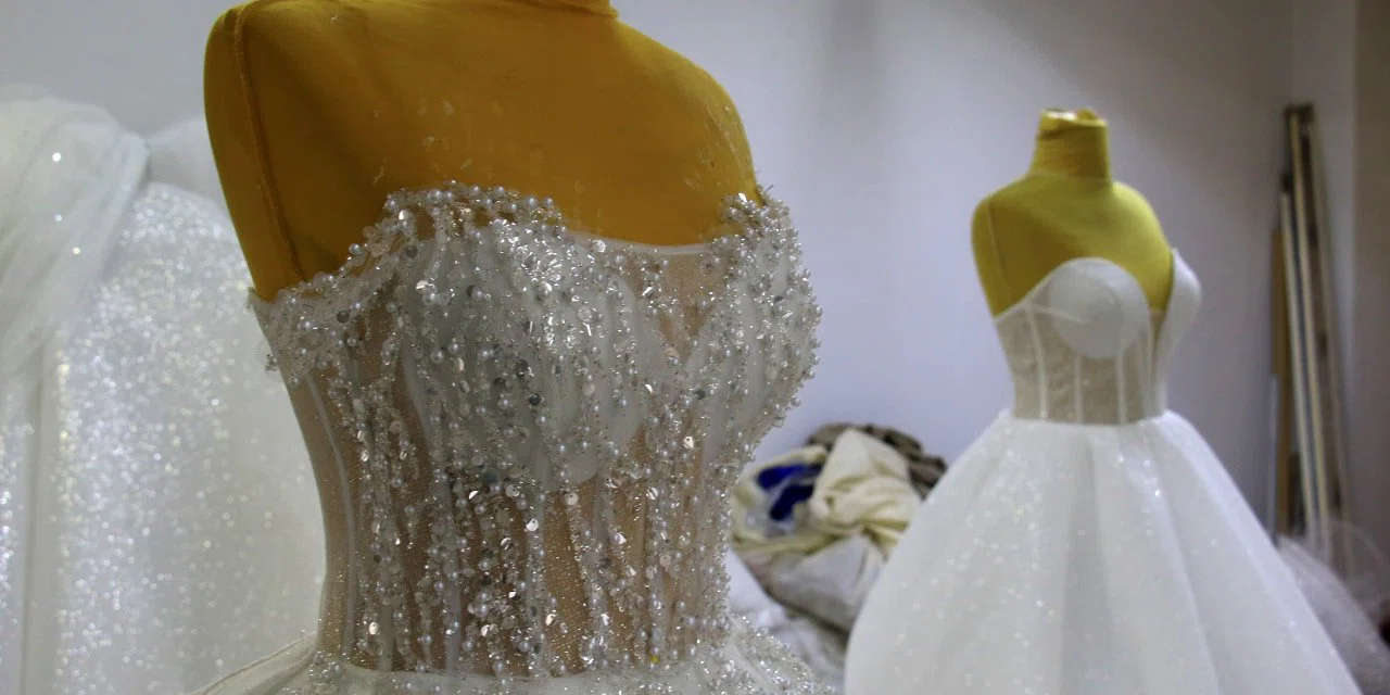 Yeni sezonda gelinlik fiyatları dudak uçuklatıyor