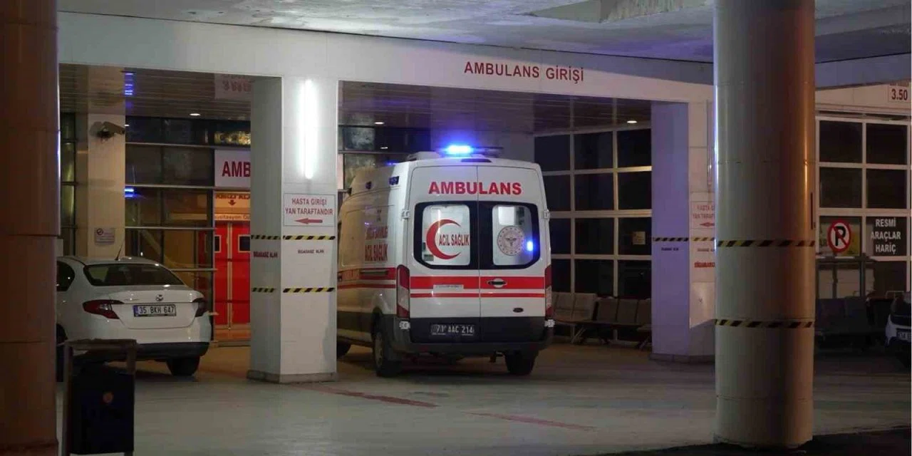 Sağlık Bakanlığı: "Yoğun bakımda tedavisi devam eden sağlık çalışanımızın durumunu hassasiyetle takip ediyoruz"