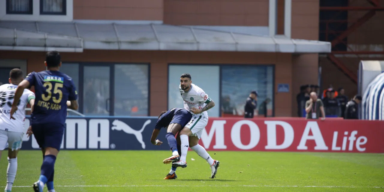 Konyaspor'da Adil Demirbağ 40 gün sonra formasına kavuştu