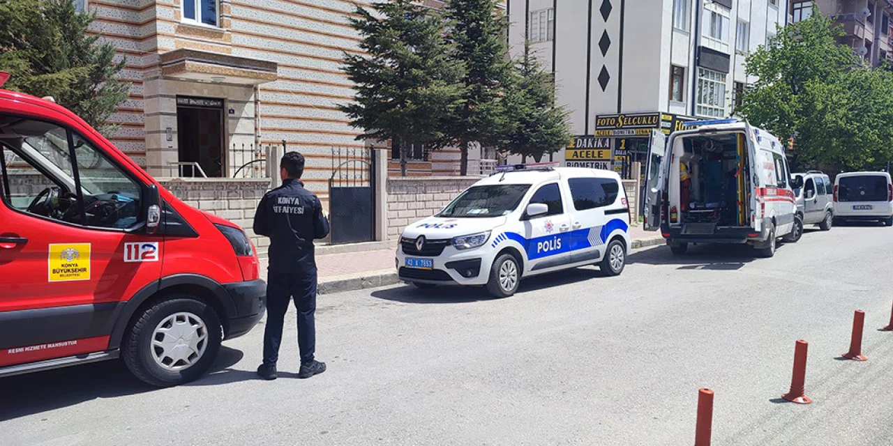 Konya'da dehşet anları! Anneannesini bıçakladı
