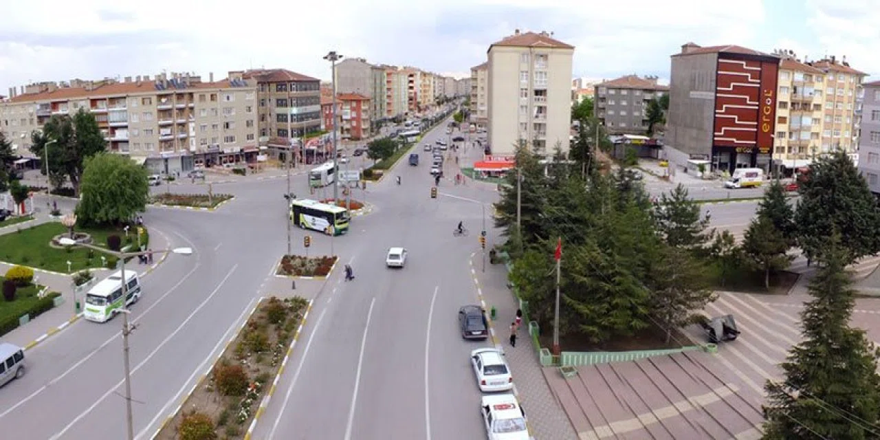 Konya'daki bu belediye Erdoğan posterini yeniden astı