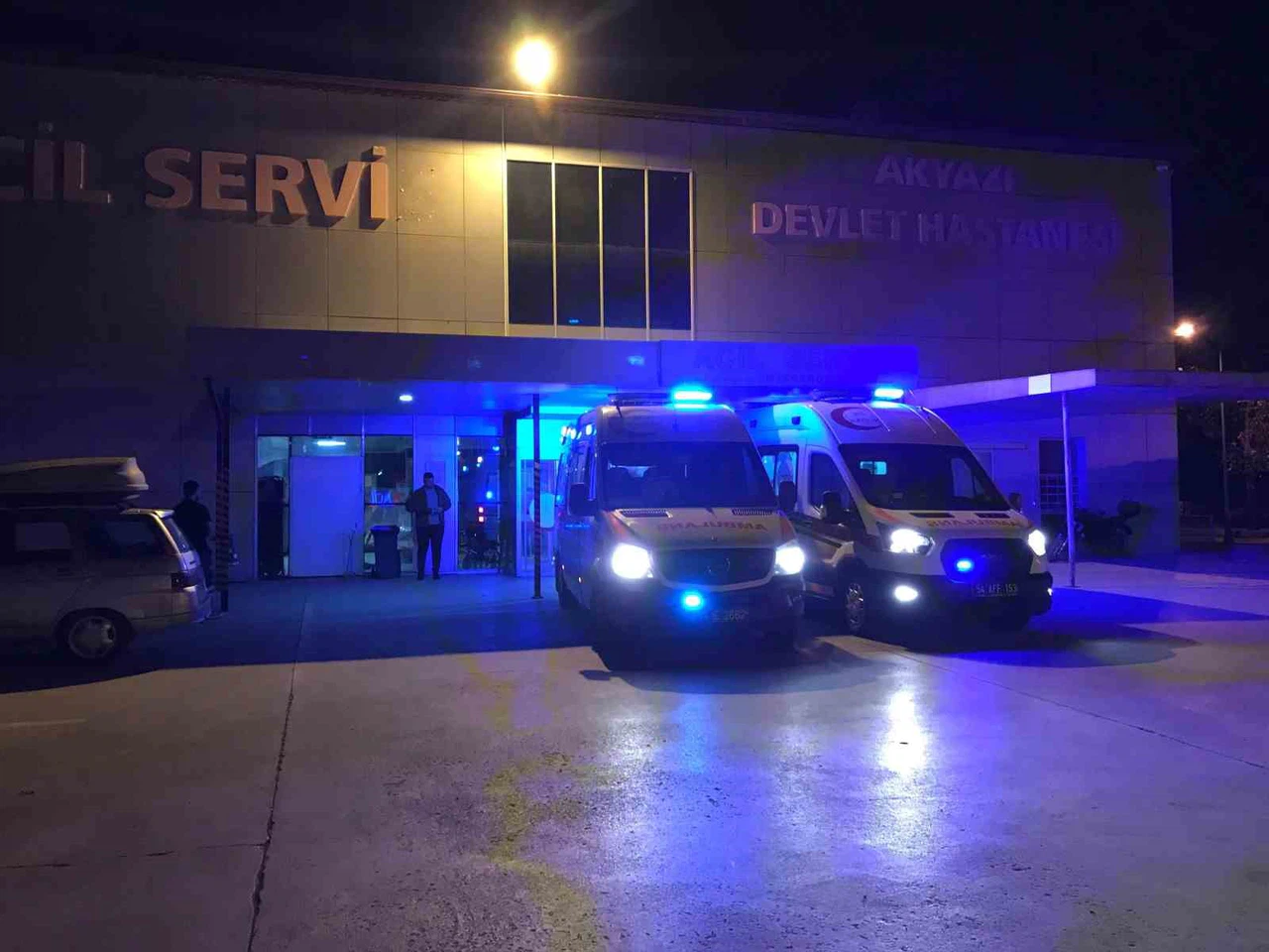 Para vermeyen annesini benzin dökerek yaktı