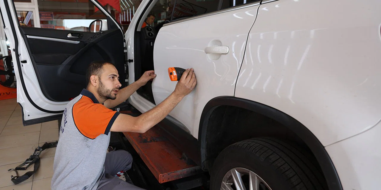 Araç satarken bin bir türlü hile çeviriyorlar! Konyalı uzmanlar uyardı