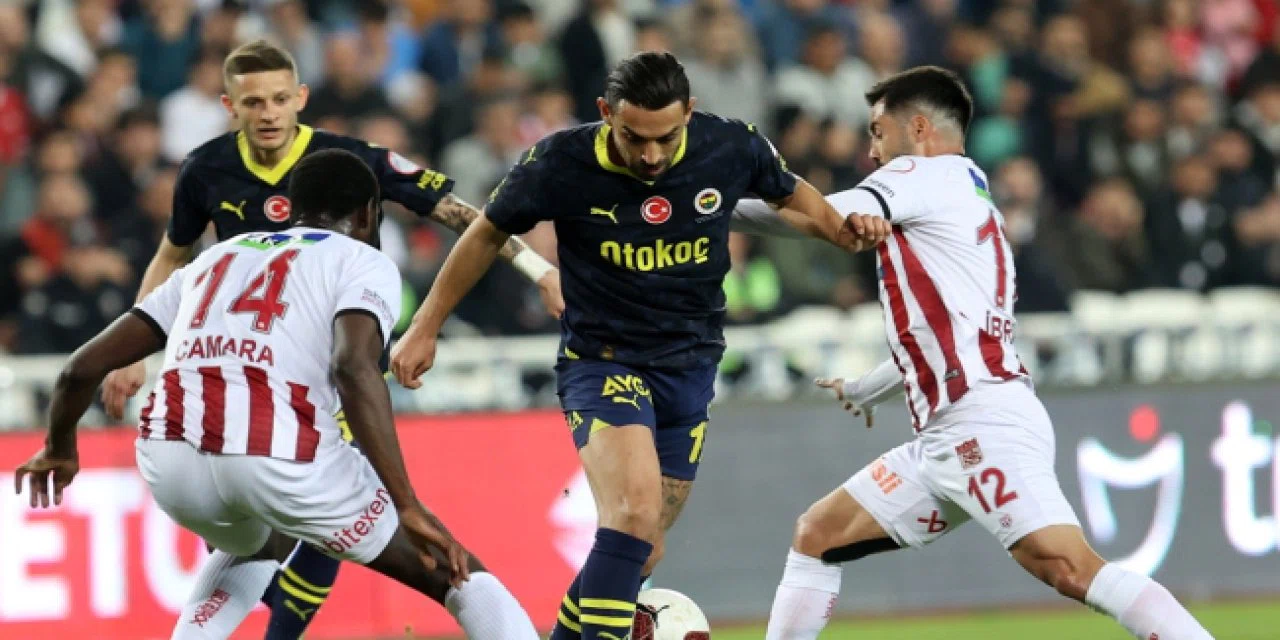 Fenerbahçe şampiyonluk yolunda Sivas'a takıldı