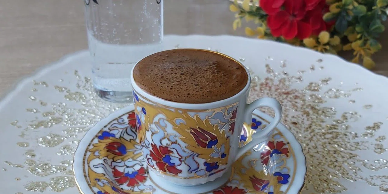 Bol köpüklü kahvenin sırrını usta kahveciler açıkladı! İşte kahveye lezzet katan tüyo