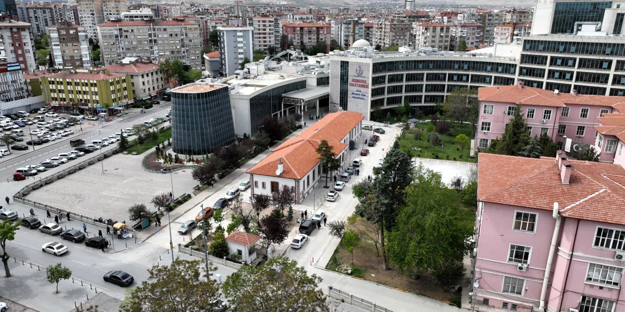 Konya'nın 109 yıllık tarihi yeniden ayağa kalktı