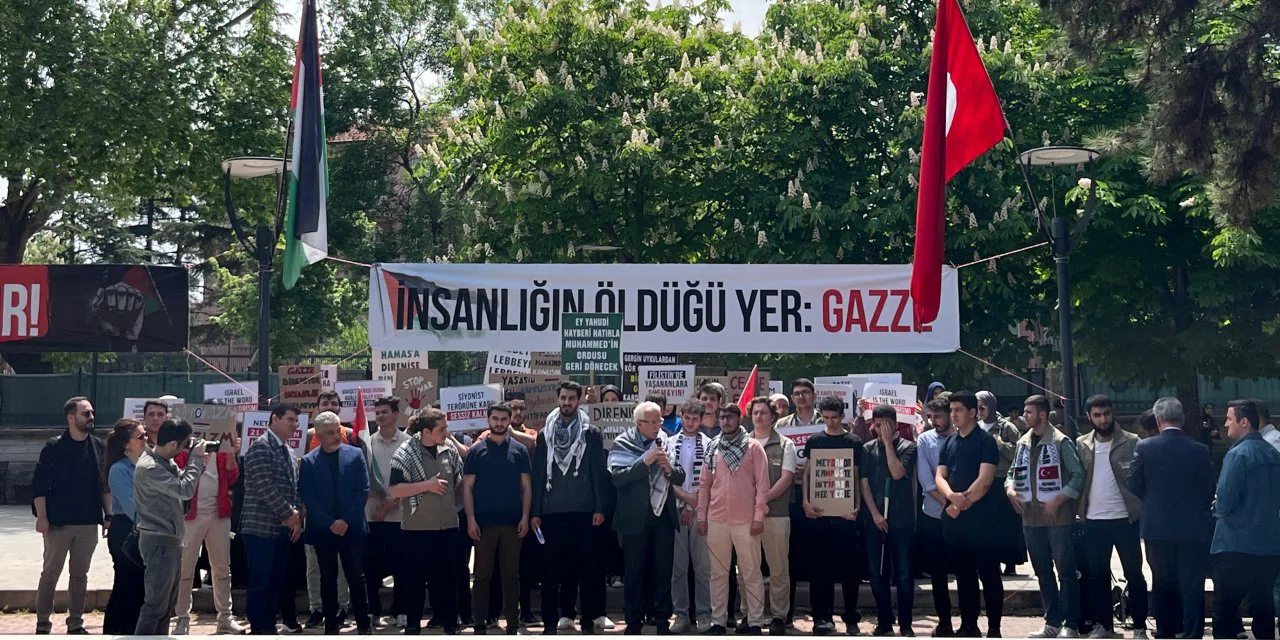 Konya'daki öğrenciler Filistin nöbetinde