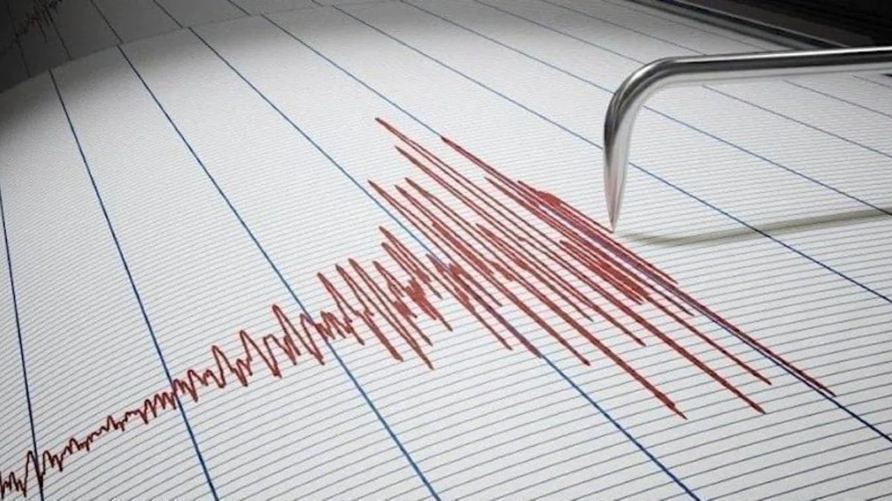 Akdeniz'de 4.8'lik deprem! Şiddetli sallandı