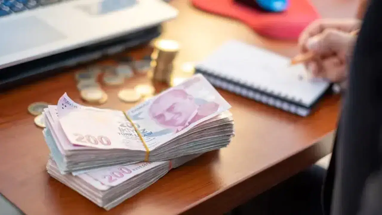 Depremde ailesini kaybeden kadına 500 bin dolarlık borç senedi miras kaldı