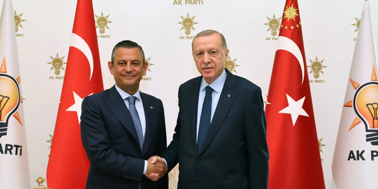 Cumhurbaşkanı Erdoğan, CHP Genel Başkanı Özel’i kabul etti