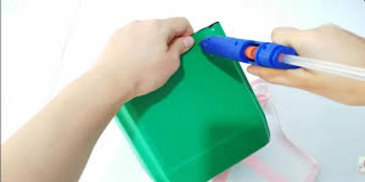 Çamaşır suyunu sakın bu eşyalara sürmeyin! Verdiği zarar çok büyük oluyor