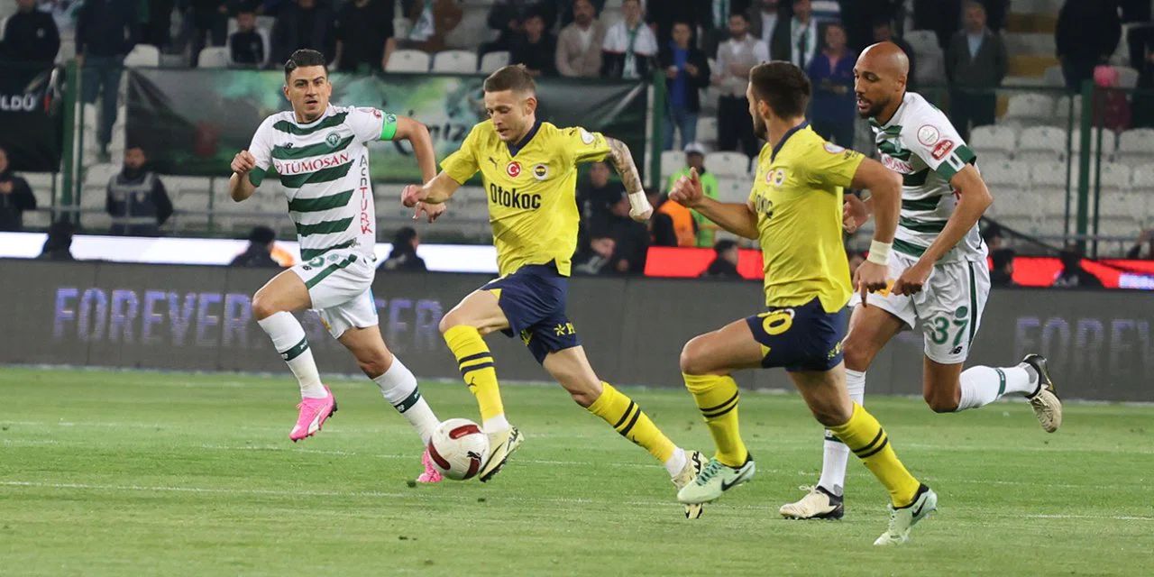 Konyaspor 18 maç sonra Fenerbahçe'ye bir ilki yaşattı
