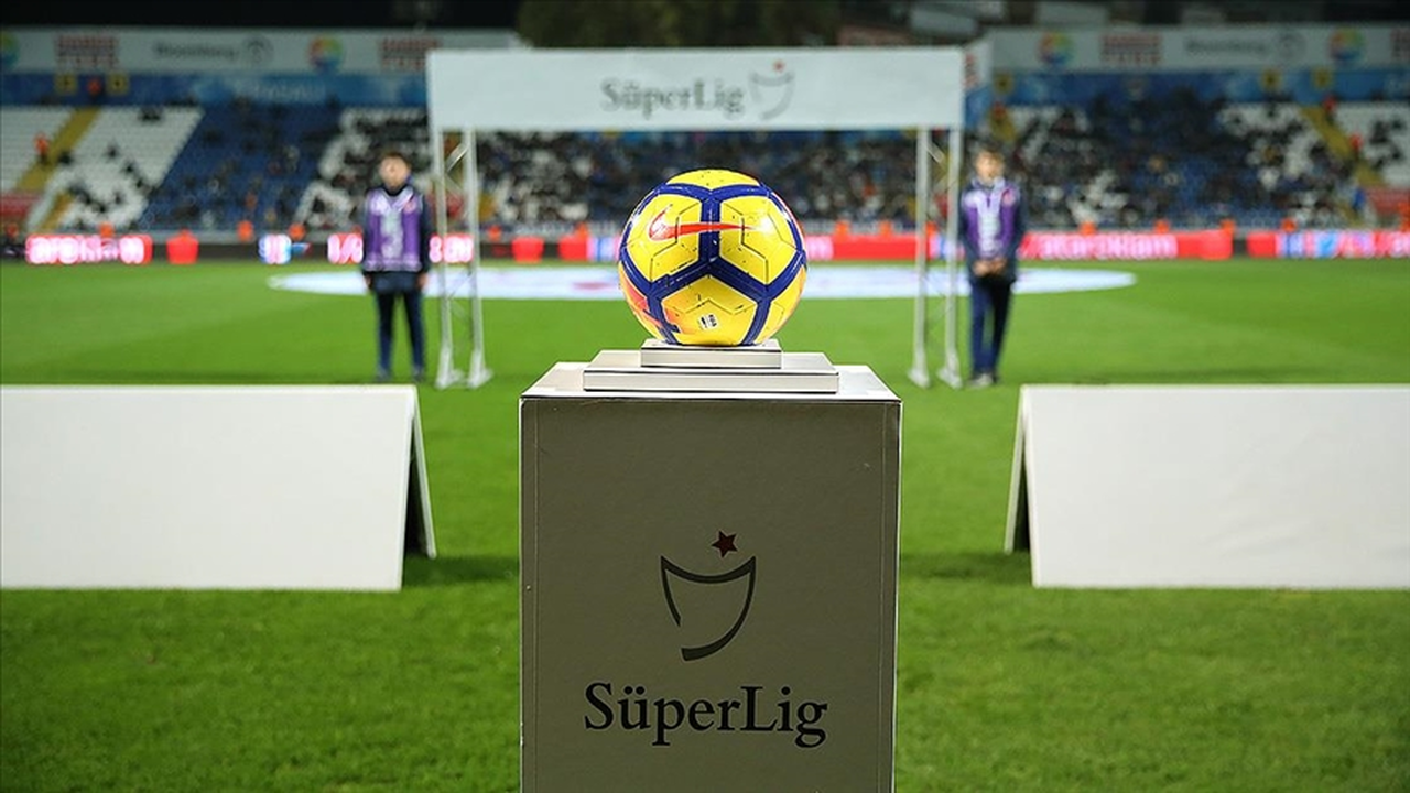 Süper Lig nefes kesecek! Son haftanın programı belli oldu