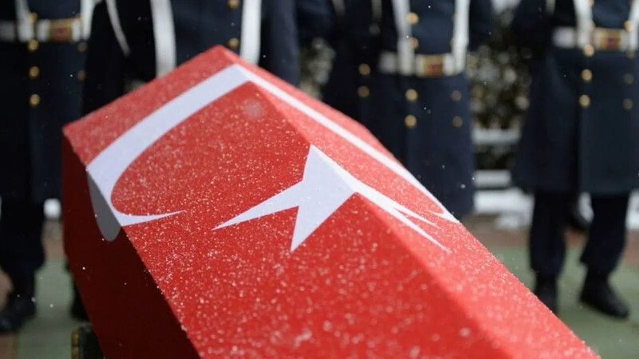 Yüreklerimiz yandı! 4 asker şehit oldu 1 asker yaralandı
