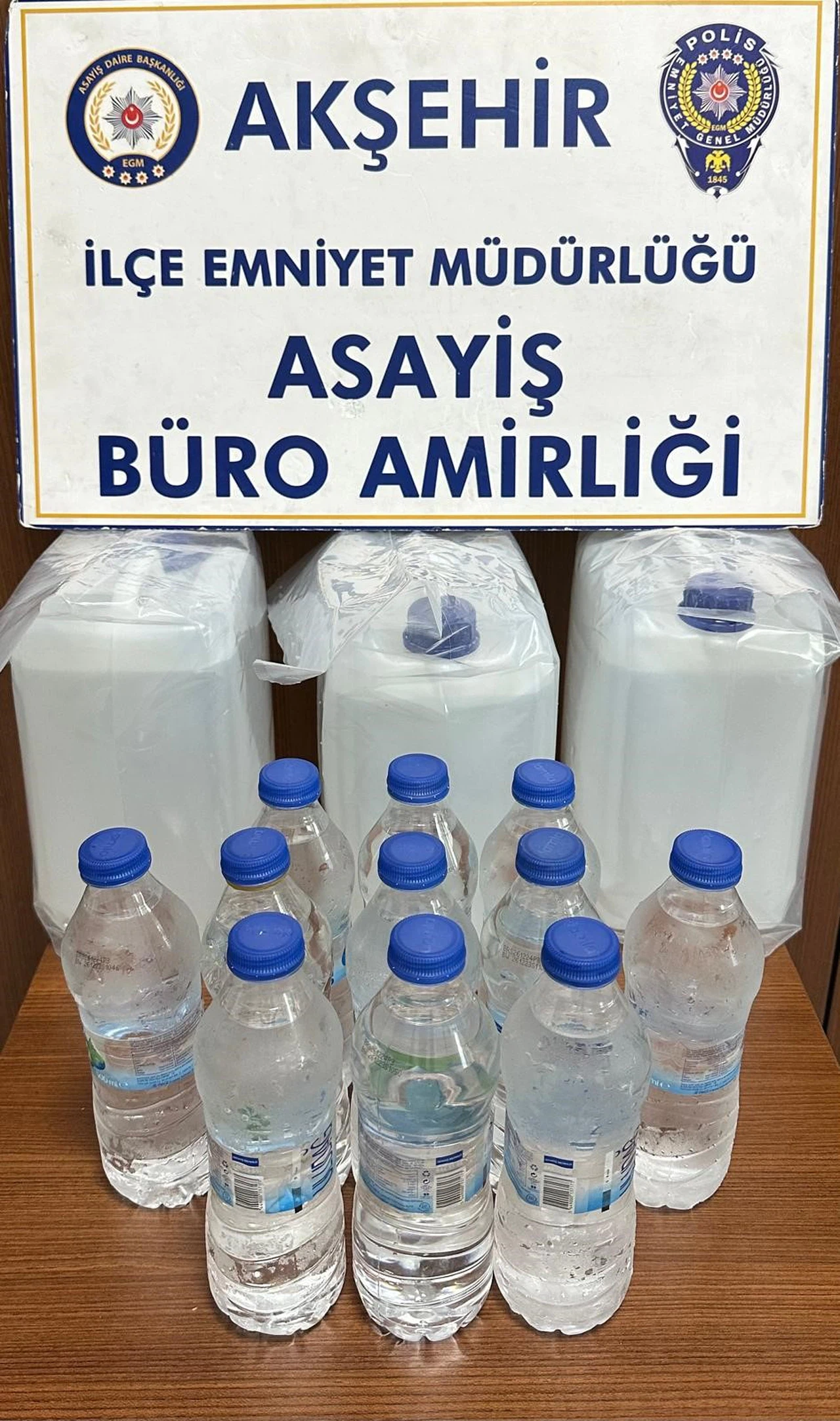 Konya'da kaçak içki operasyonu