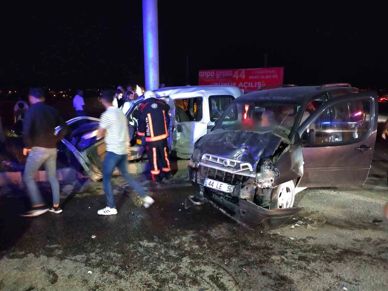 Feci kaza: 1 ölü, 4 yaralı