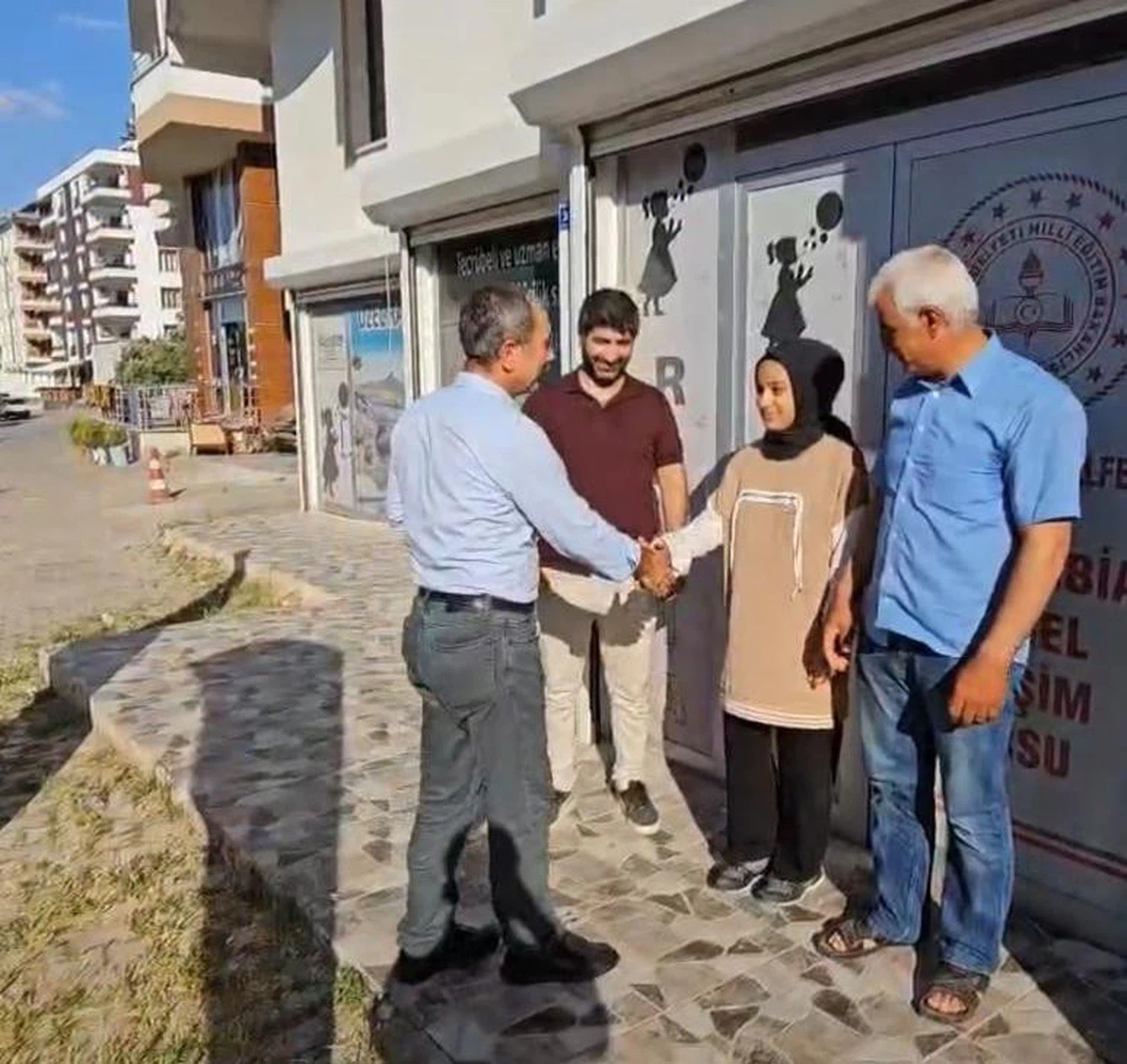 Ezberleri bozan ödül! Tüm soruları yanlış cevapladı