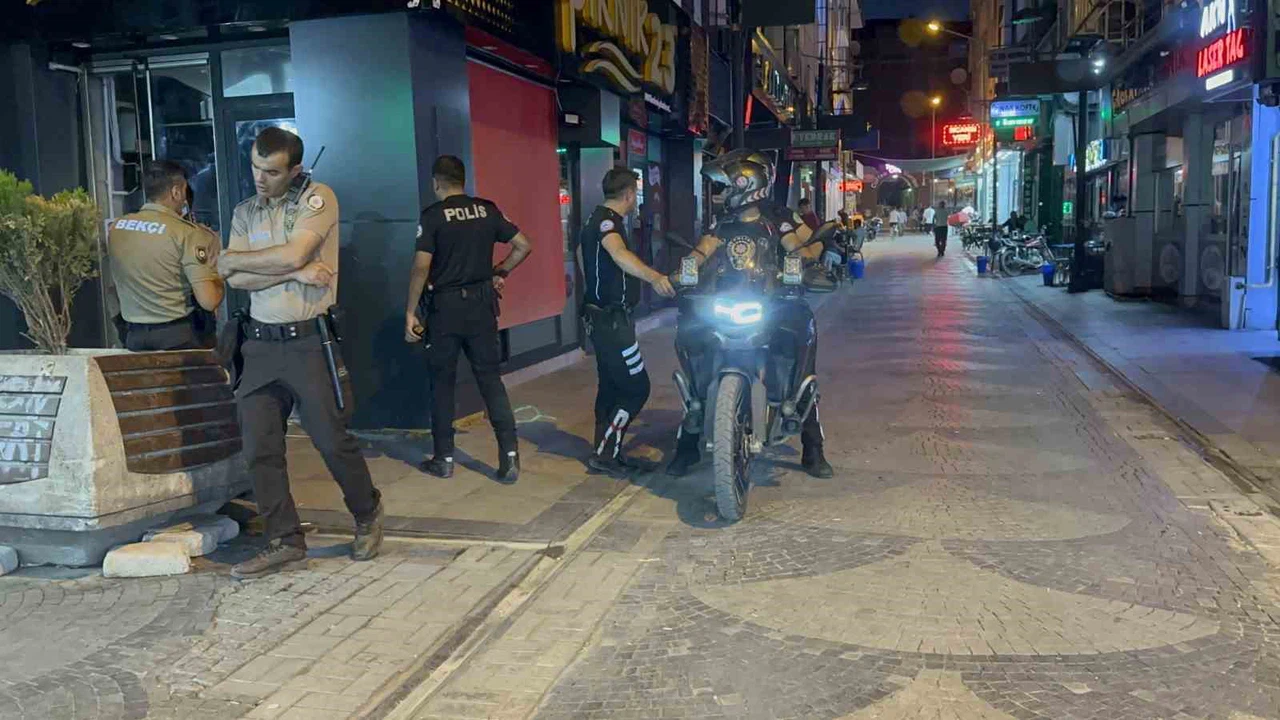 Silahlı kavga: 1’i ağır 3 yaralı