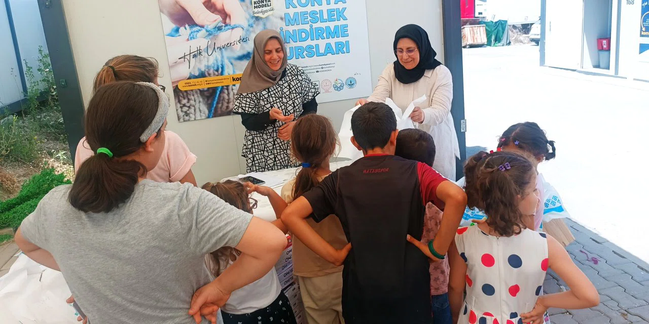 Konya, Hataylı çocukların yüzünü güldürdü