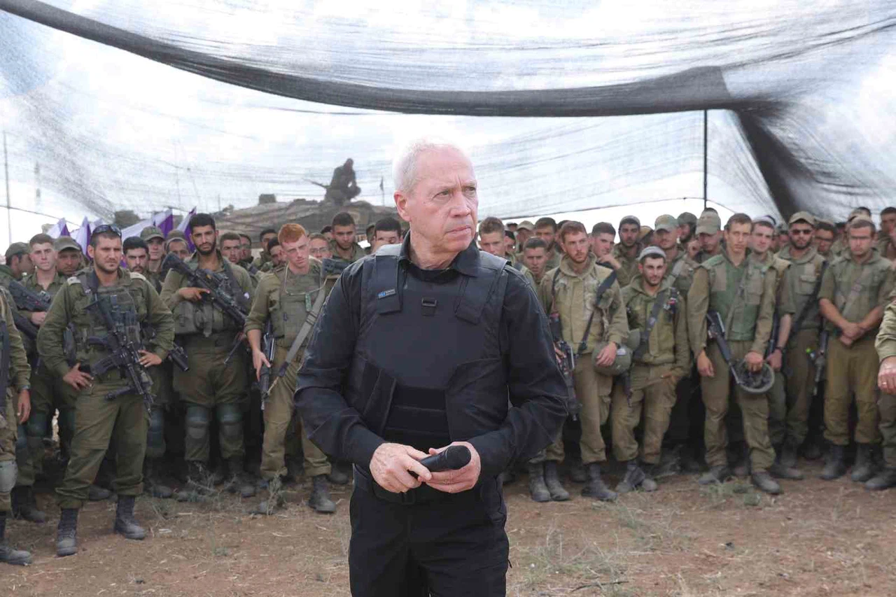 İsrailli Bakan Gallant’tan Hizbullah’a: "Biz savaş aramıyoruz ama buna hazırız”