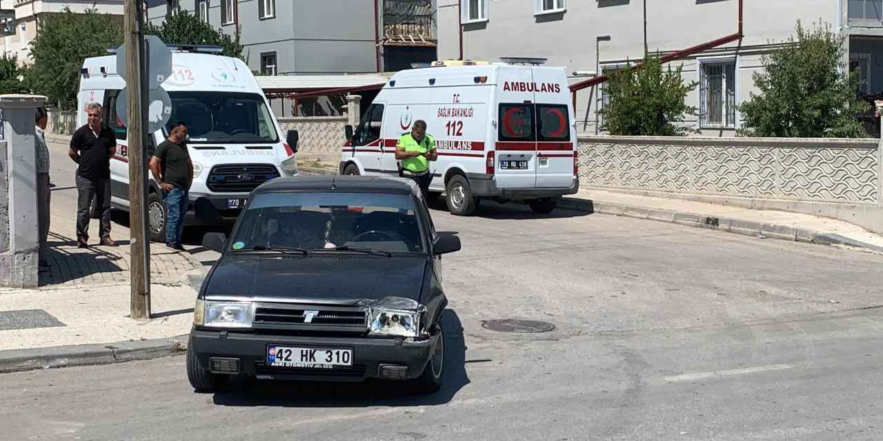 Vakaya giden ambulans kaza yaptı