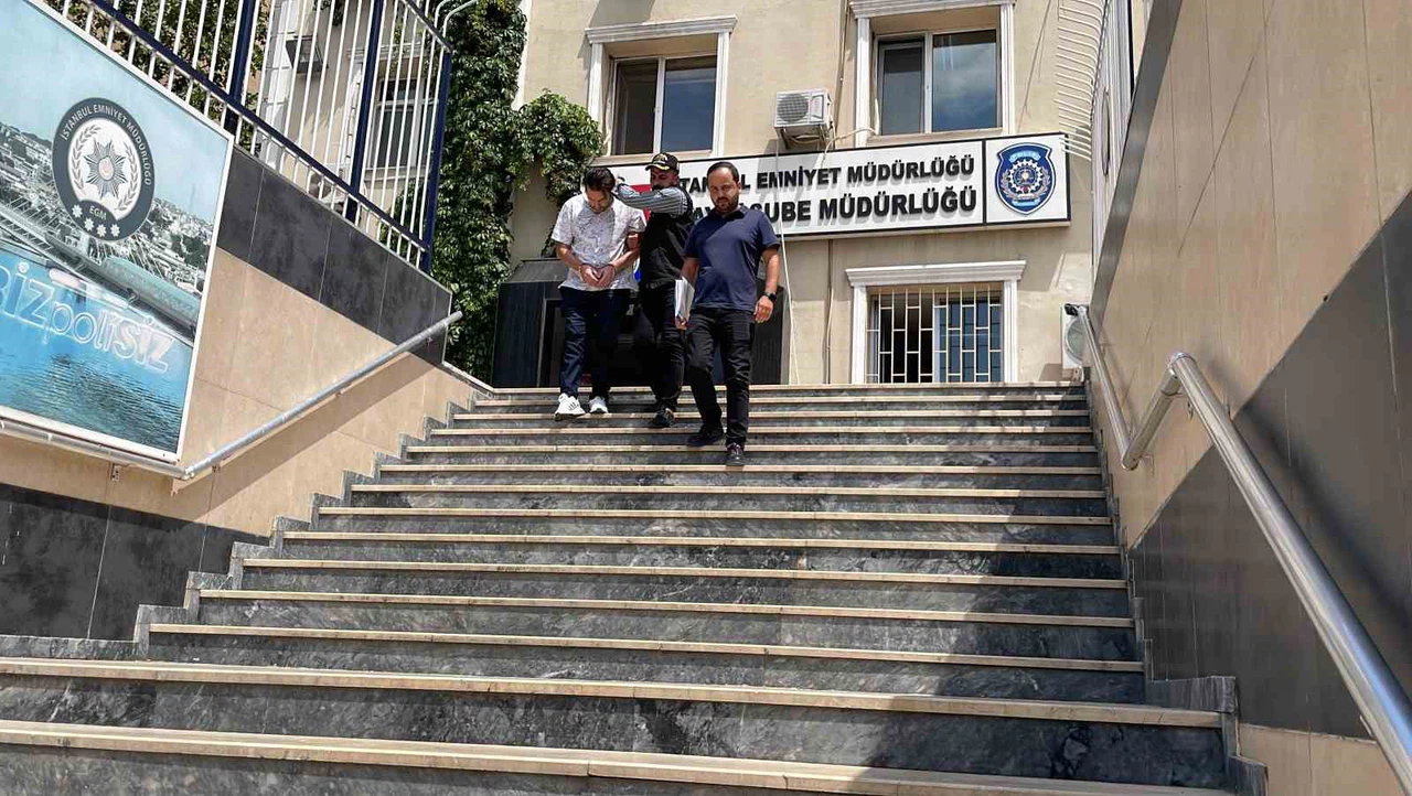 Özgür Özel’e saldıran şahıs adına sosyal medya hesabı açan bir kişi tutuklandı