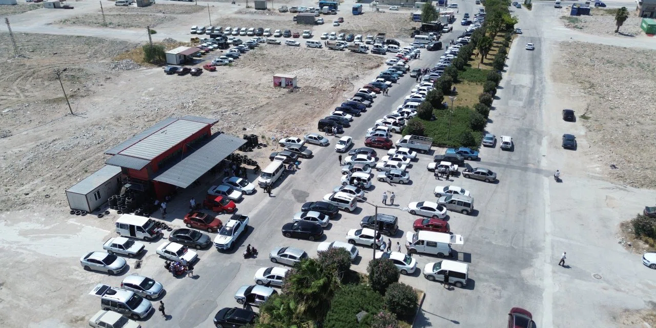 Hem galericiler hem vatandaş sıkıntıya girdi! Araba piyasası 2 aydır durgun