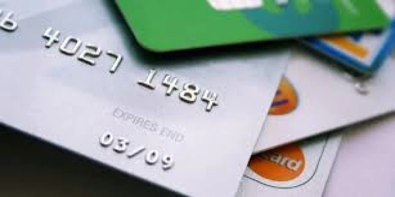 Bankalar Müşterilerine Peş Peşe Mesaj Gönderiyor: Kart Limitleri Bu Seviyeye Düşecek