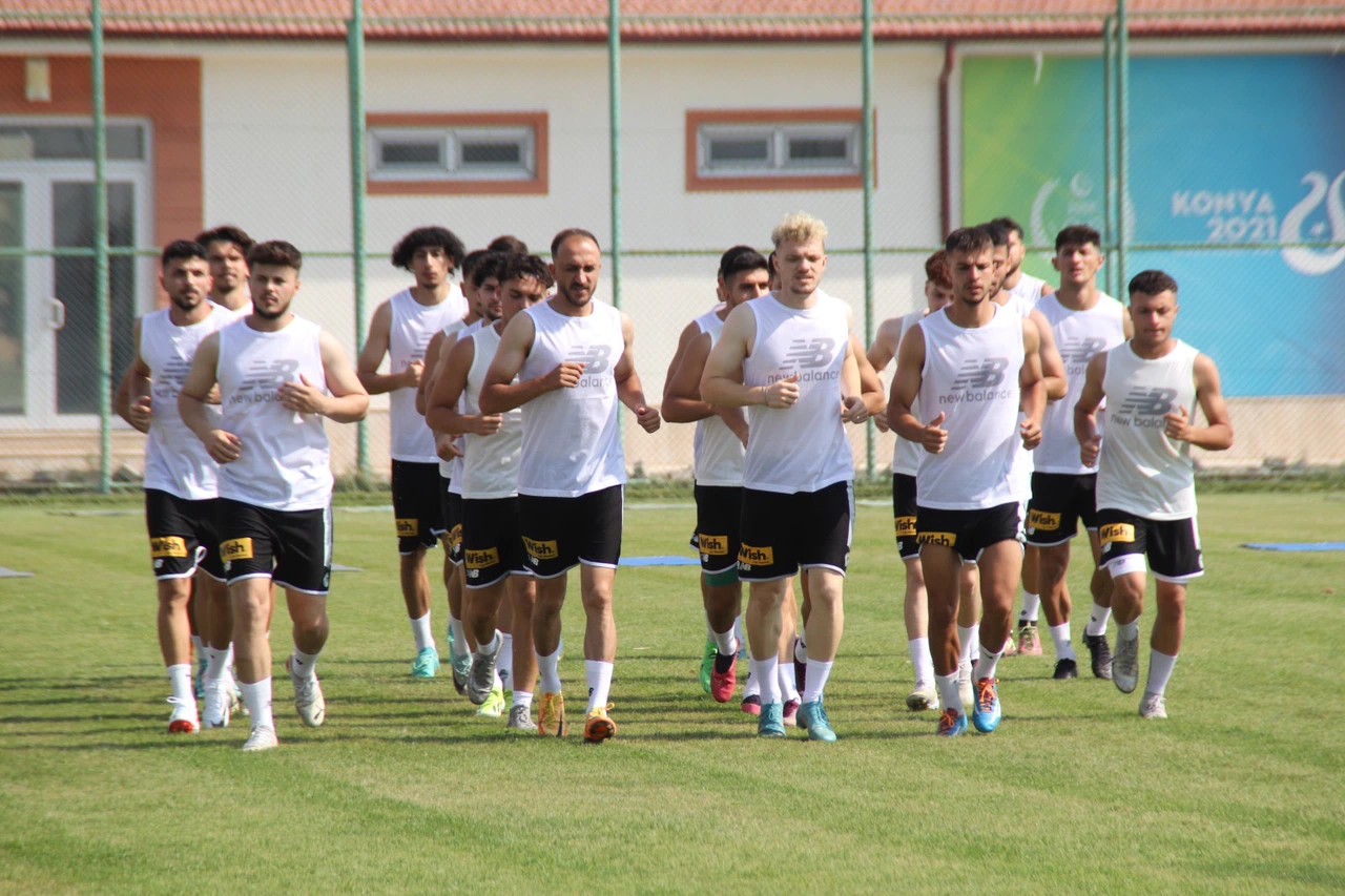 1922 Konyaspor, Kocaeli’ye gidecek!