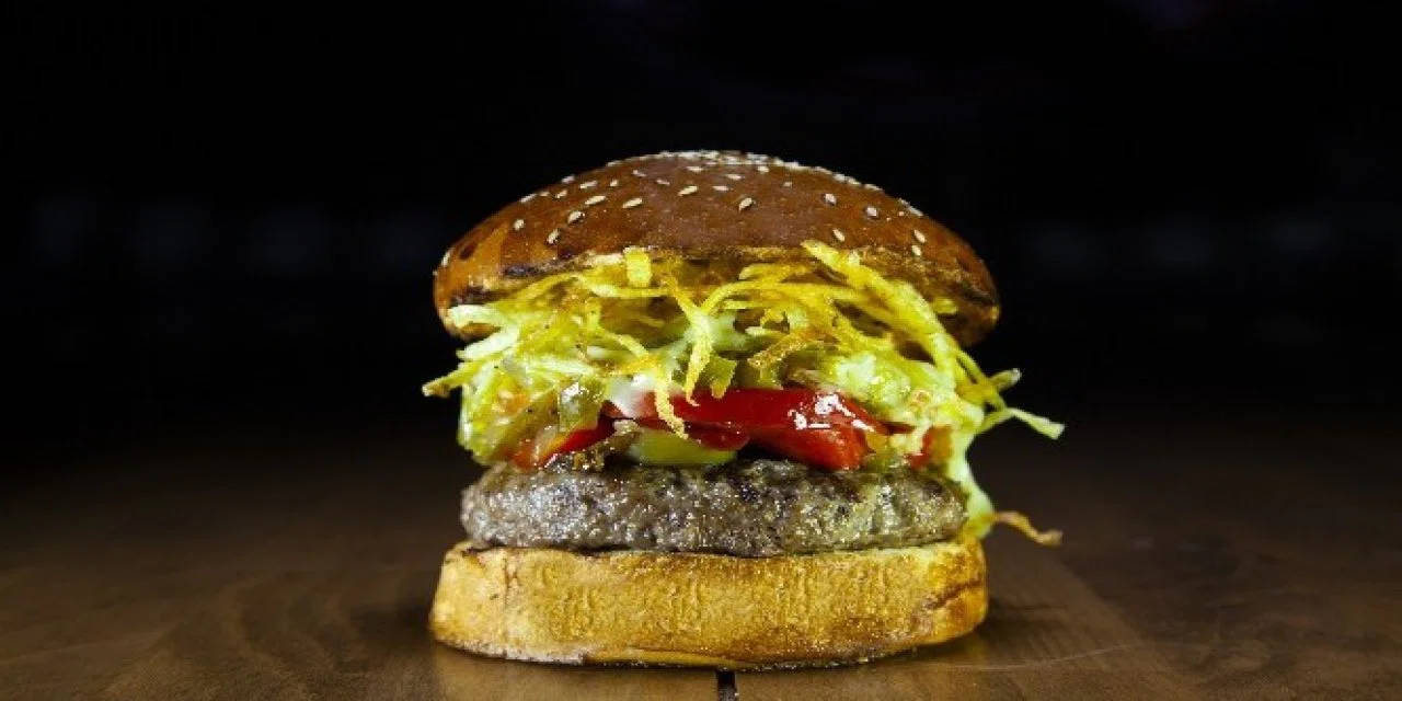 Hamburger köftesi hazırlarken bilmeniz gerekenler. Bu 5 tüyoya dikkat etmelisiniz