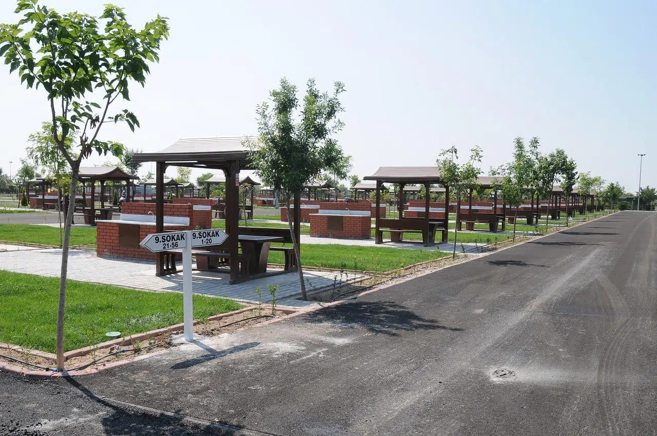 Konya'da vatandaşların akın ettiği piknik alanı ücretli oldu