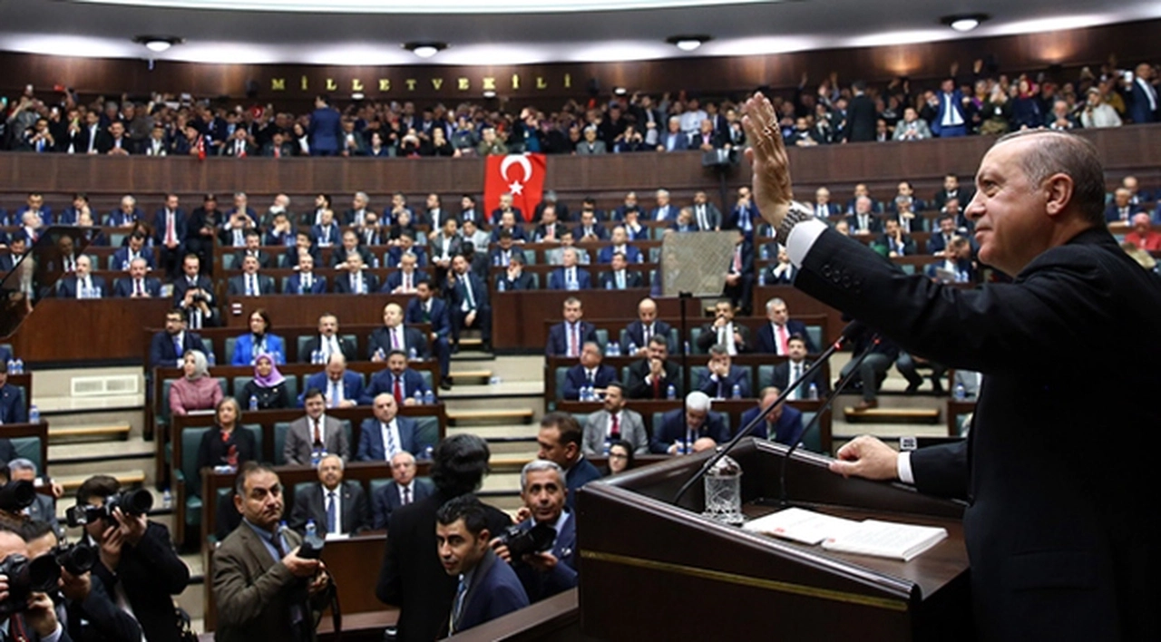 AK Parti gücüne güç katacak! Belediye başkanları ve Milletvekilleri geçiş yapıyor
