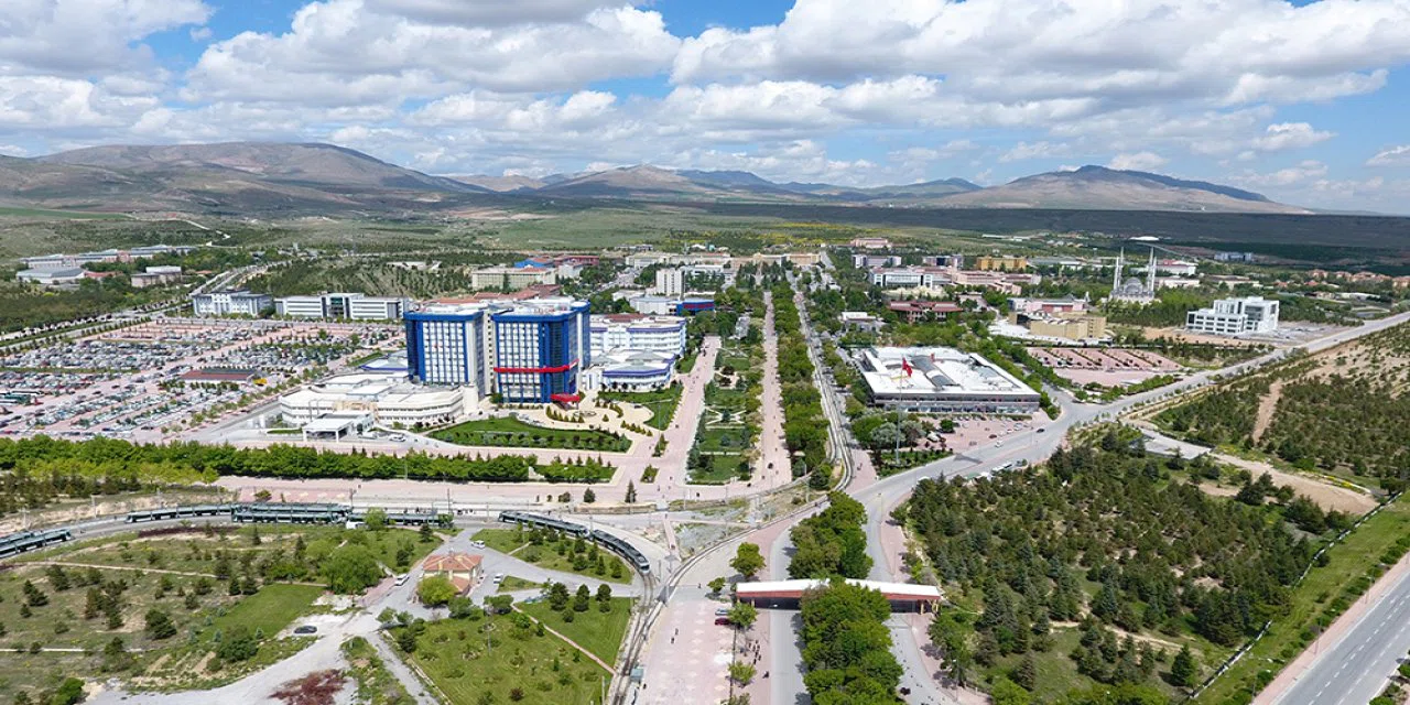 Konya'daki bu üniversite Türkiye'nin en çok tercih edileni oldu