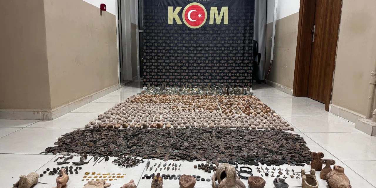 Hatay polisinden görülmemiş operasyon! 15 binden fazla tarihi eser ele geçirildi