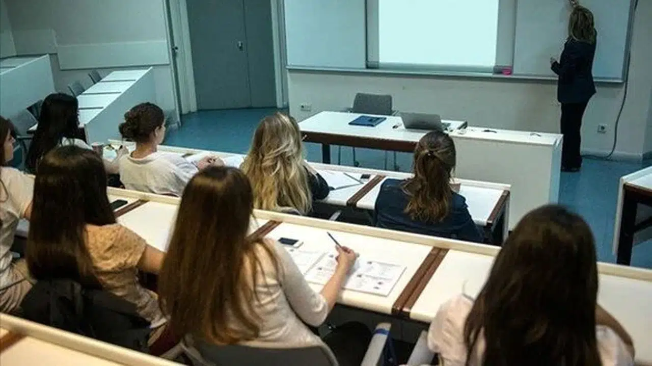 Açık öğretim yapay zekâ üniversitesi oldu