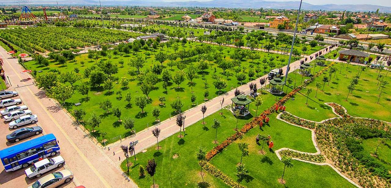 Konya'da piknikçilere fırsat doğdu. Hafta sonu sıcak hava var