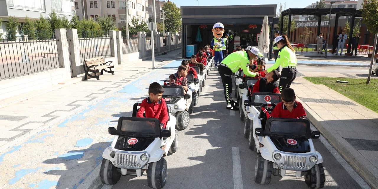 Konya çocuk dostu kent olarak tescillendi; tema-parklarla çocuklar sağlıklı bir geleceğe hazırlıyor