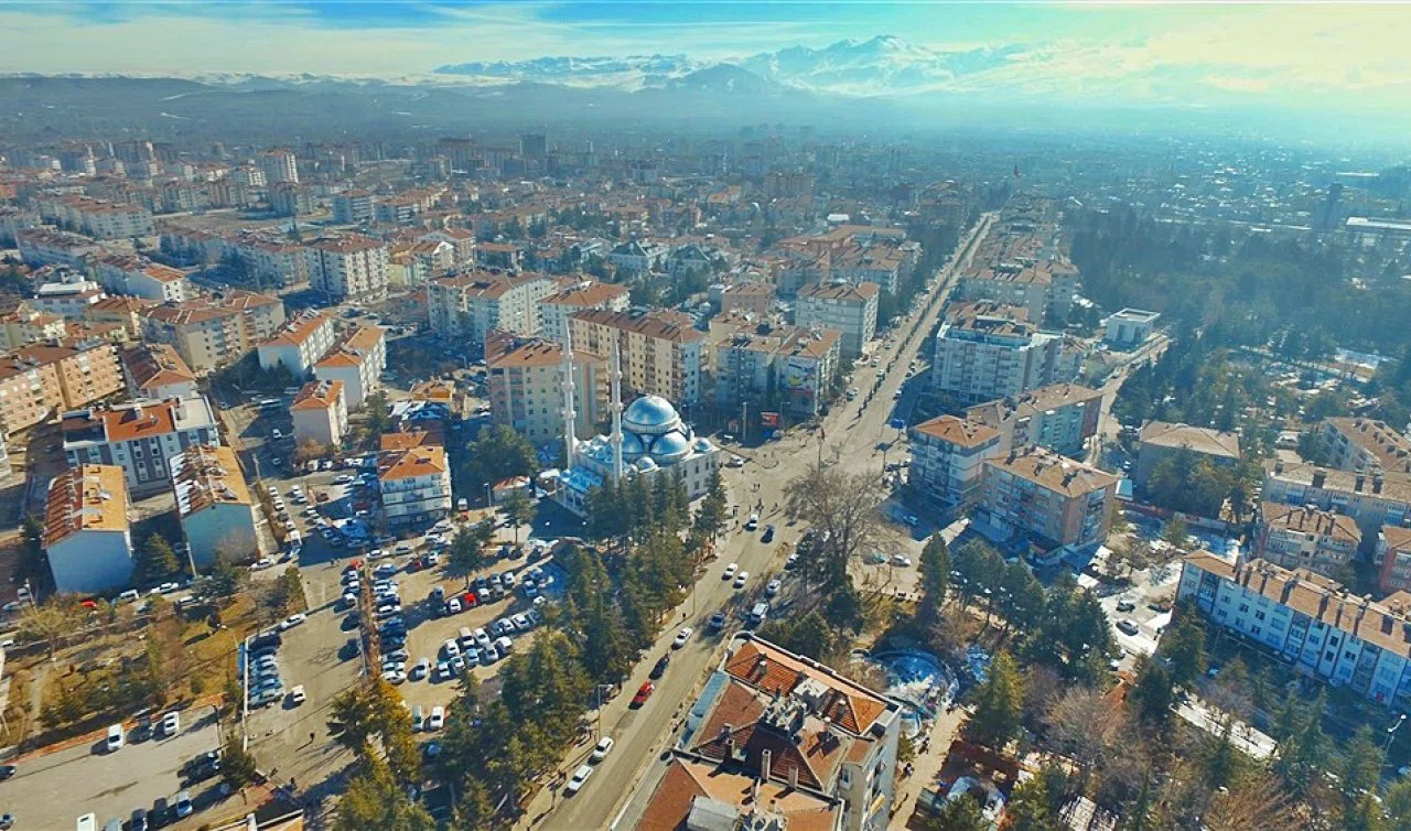 Konya ve Ereğli arasında ilişkiler tek tek kesiliyor. Hava bağlantısı koptu