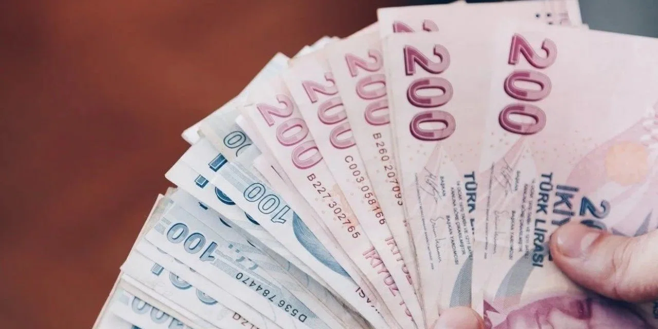 Binlerce kişinin emekliliği iptal edilip maaşları faiziyle geri alınacak