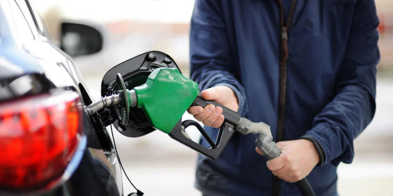 Benzin ve motorine 'oh' dedirten indirim. 50 TL'nin altına düşecek