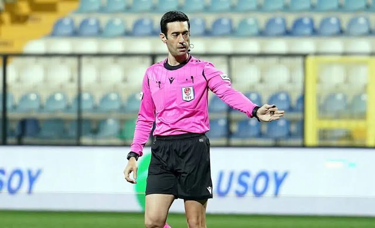 Hakem Burak Pakkan'ın Konyaspor karnesi nasıl? İşte detaylar…