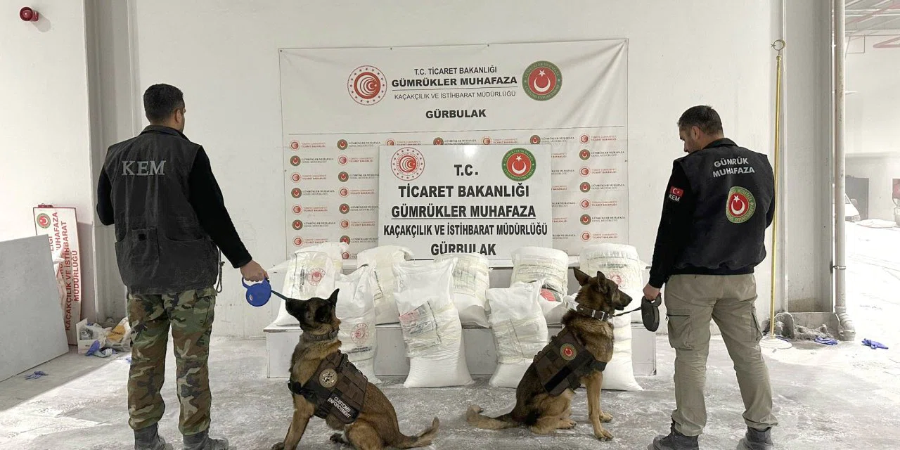 Sınırlarda uyuşturucuya geçit yok! 1,5 ton zehir ele geçirildi