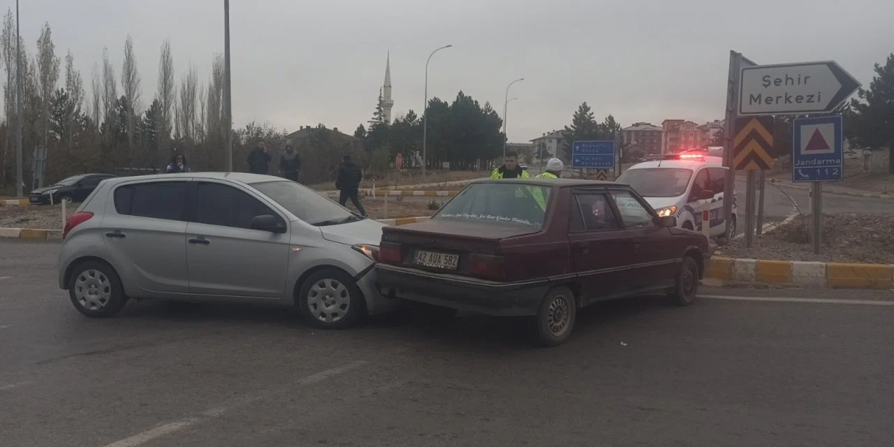 Konya'da korkutan kaza; 2 kişi yaralandı