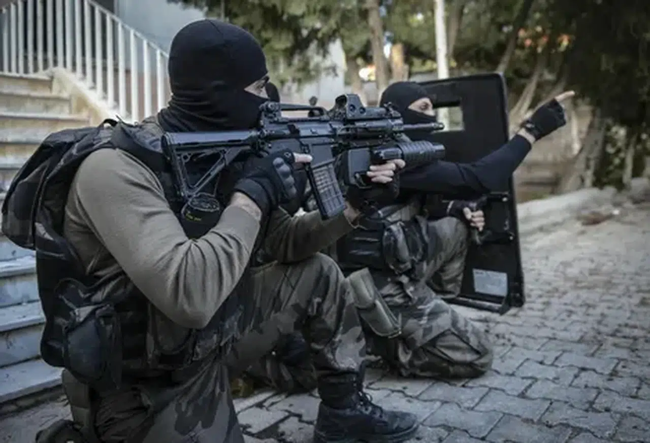 16 ilde 270 şüpheli kuyuya girdi