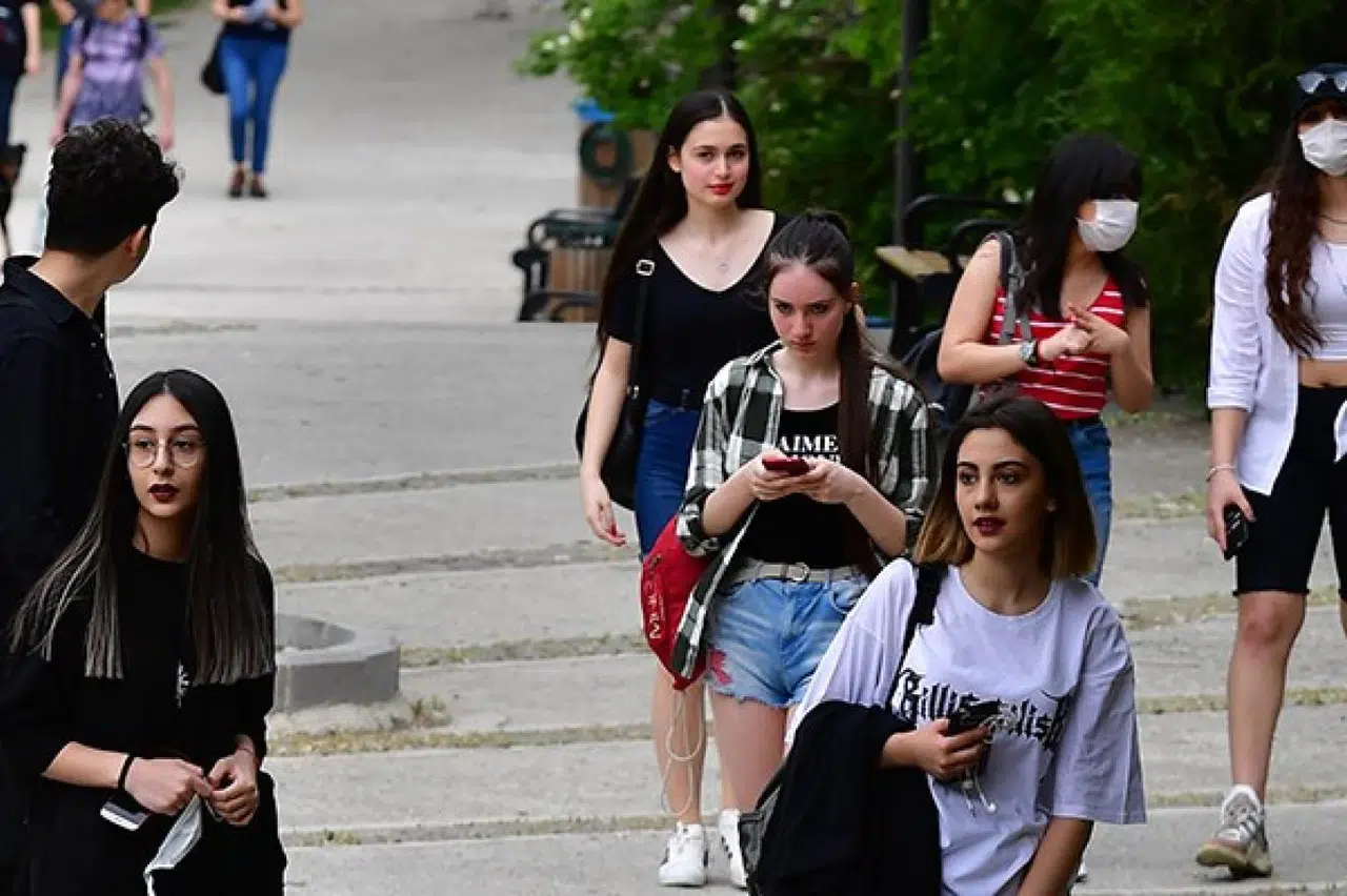 Gençlere ve esnafa yılın fırsatı: Faizsiz kredi ve destek detayları açıklandı