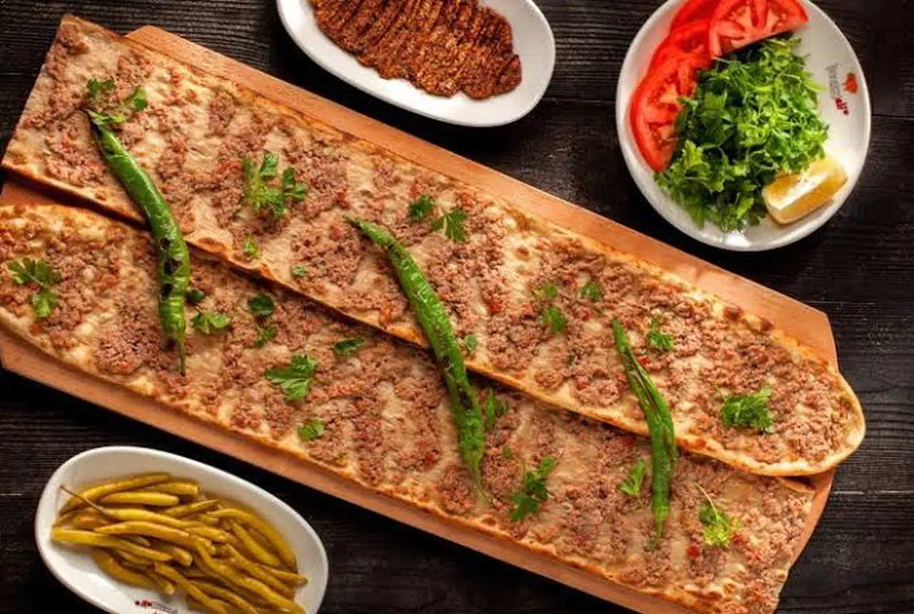 Konya’nın en pahalı etliekmeği bu mekanlarda satılıyor. Liste fiyatını aştı